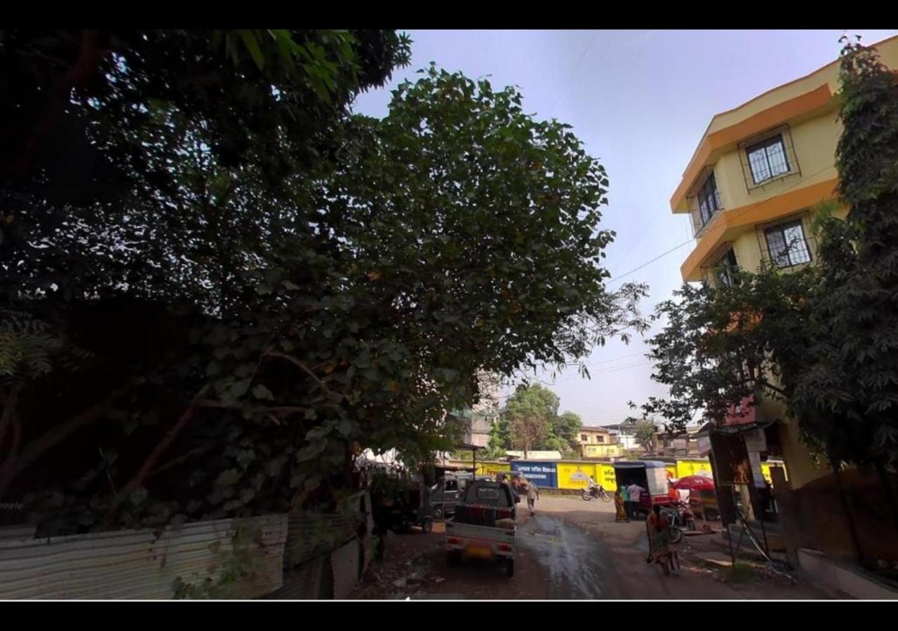 Hotel Sai Ganesh Lodging & Boarding By Wb Inn Titwala Экстерьер фото